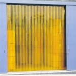 PVC curtain matt yellow 2x200mm/meter