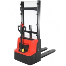 Täiselektriline virnastaja PSE12N EDGE 1600mm/1200 kg