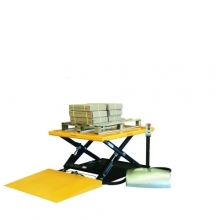 Lifting table 1450x1140 mm 1000 kg